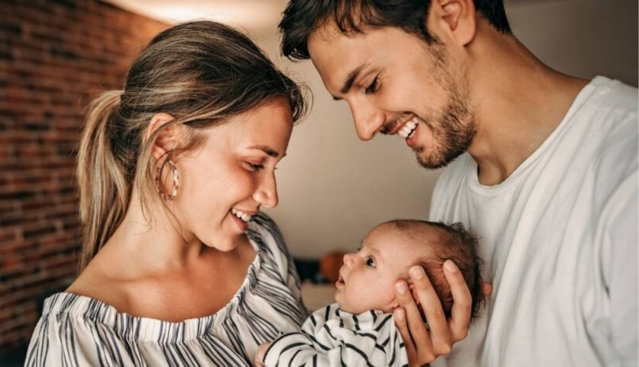 Con cái dưới 21 tuổi chưa kết hôn của người bảo lãnh được ưu tiên xử lý hồ sơ ngay